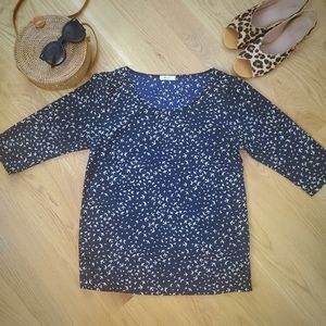 Everly Sz S Navy & Cream Bird Print Top